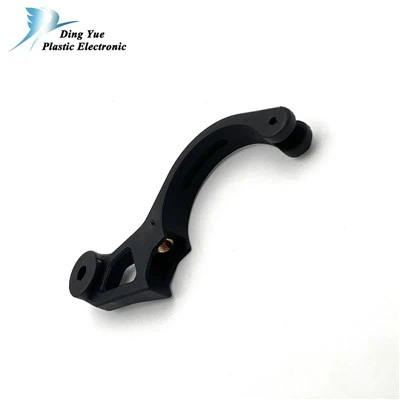 성형 부품 삽입